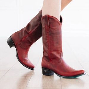 *Like New* Emma Jane Lane Boots in Red